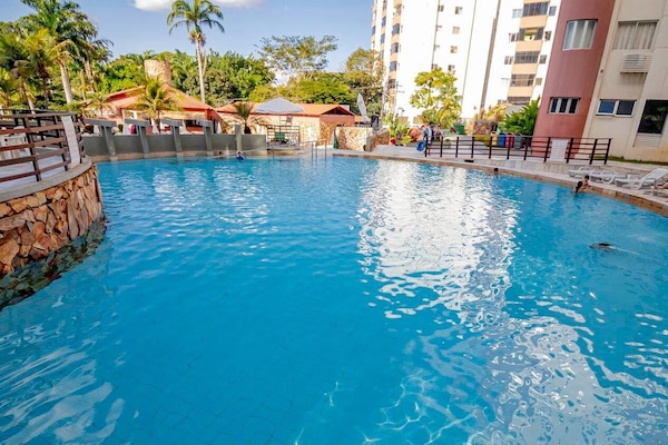 6 outdoor pools, pool umbrellas, sun loungers