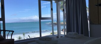 Exclusive villa on the seafront with Wifi and views of Lobos and Lanzarote 