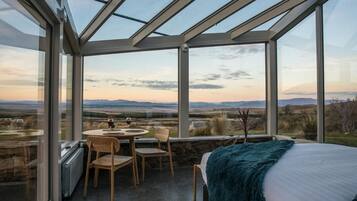 Ropa de cama de alta calidad, minibar, insonorización y wifi gratis