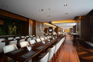 Tägliches Frühstücksbuffet gegen Gebühr
