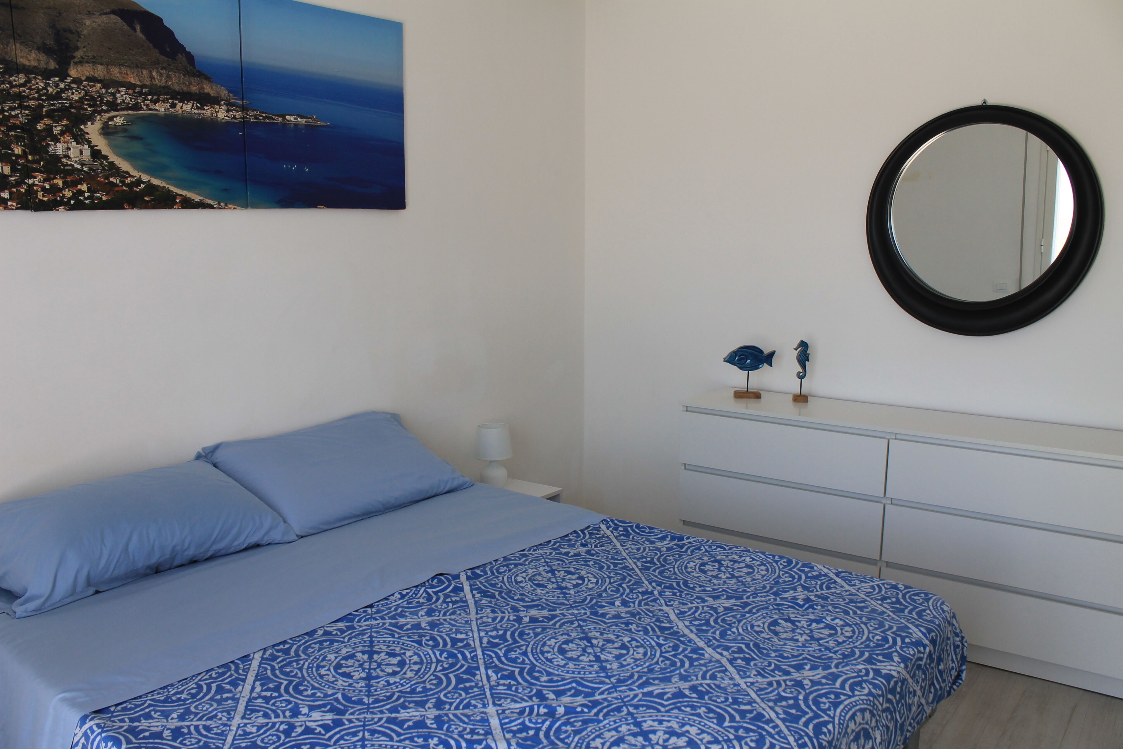 3 chambres, fer et planche à repasser, Wi-Fi gratuit, draps fournis