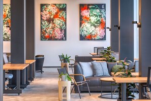 Daily cooked-to-order breakfast for a fee - Sage Melbourne Ringwood (Ringwood)