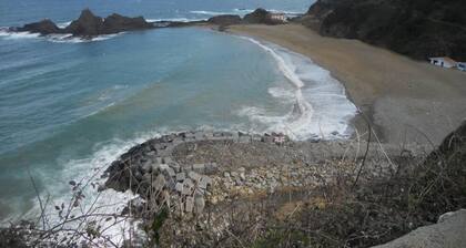 Asunto asunnossa, ainutlaatuinen rakennus, kalastajakylässä 5 minuutin päässä rannasta, Bilbaon ja San Sebastianin / Donostian välillä