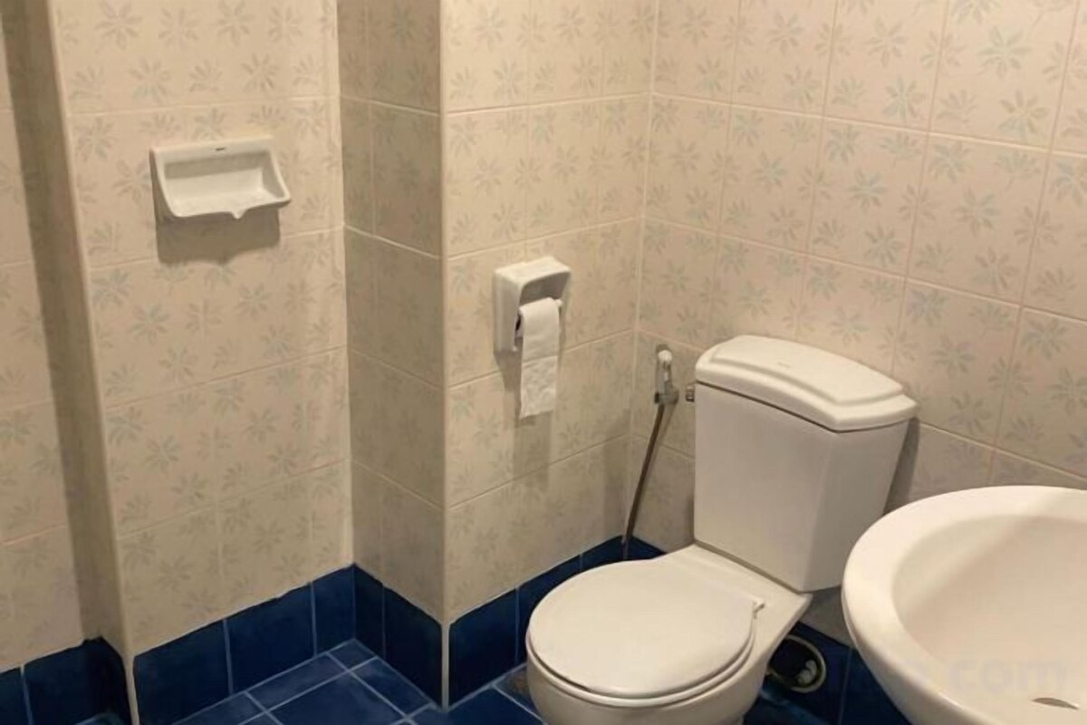 Bathroom | Shower, towels
