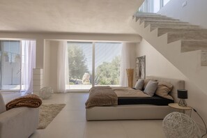 3 chambres, fer et planche à repasser, Wi-Fi, draps fournis