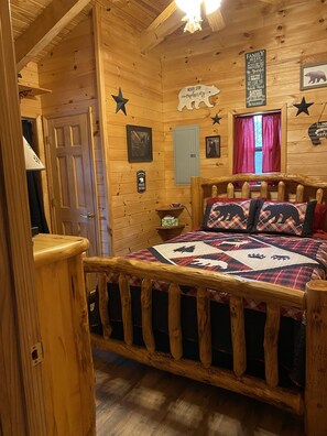 2 habitaciones, tabla de planchar con plancha y cuna de viaje 