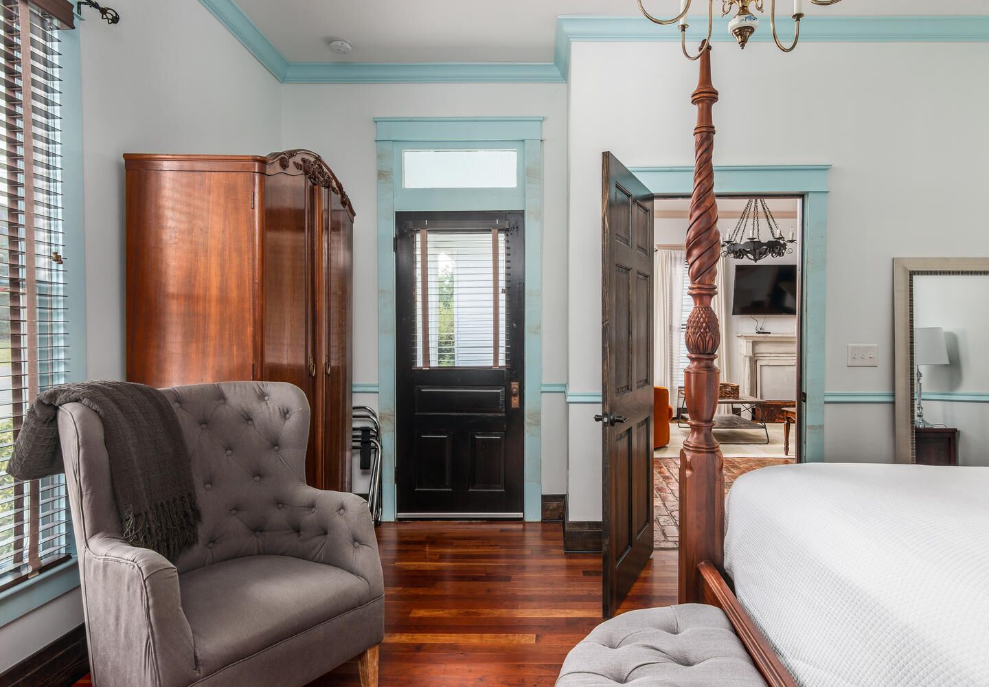 3 dormitorios, tabla de planchar con plancha, wifi y ropa de cama