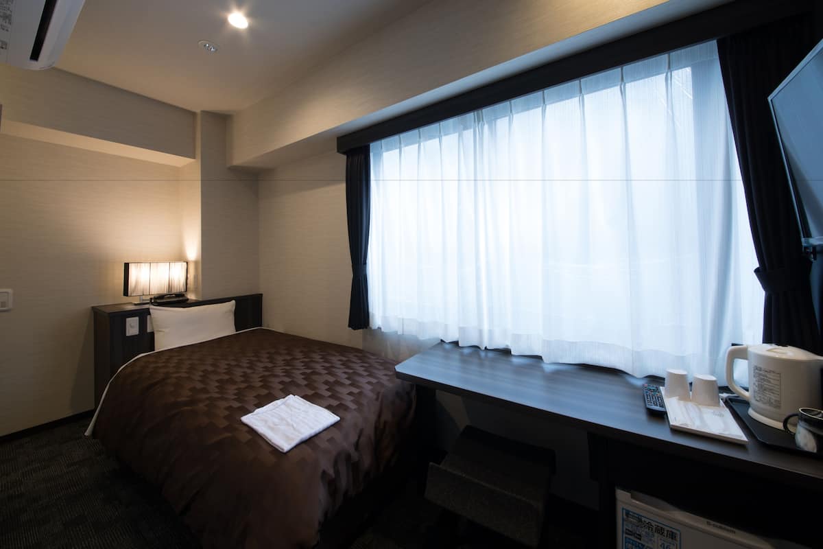 Business Single Room | Desk, free WiFi