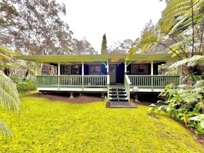 Exterior - SEEN ON HGTV -2024--YOUR YEAR to EXPLORE-- Hale Sweet Hale- HOT TUB -Romantic (Volcano)