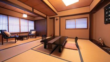 In-room safe, individually decorated, individually furnished, desk