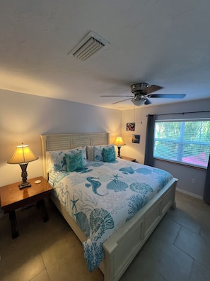 3 bedrooms, iron/ironing board, travel crib, free WiFi
