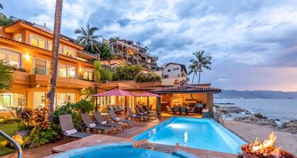 Casa Caleta - Luxurious Toes-In-The-Sand 6-Bedroom Bespoke Villa!