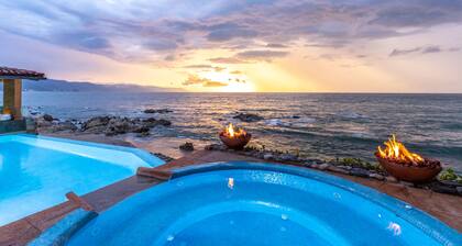 Casa Caleta - Luxurious Toes-In-The-Sand 6-Bedroom Bespoke Villa!