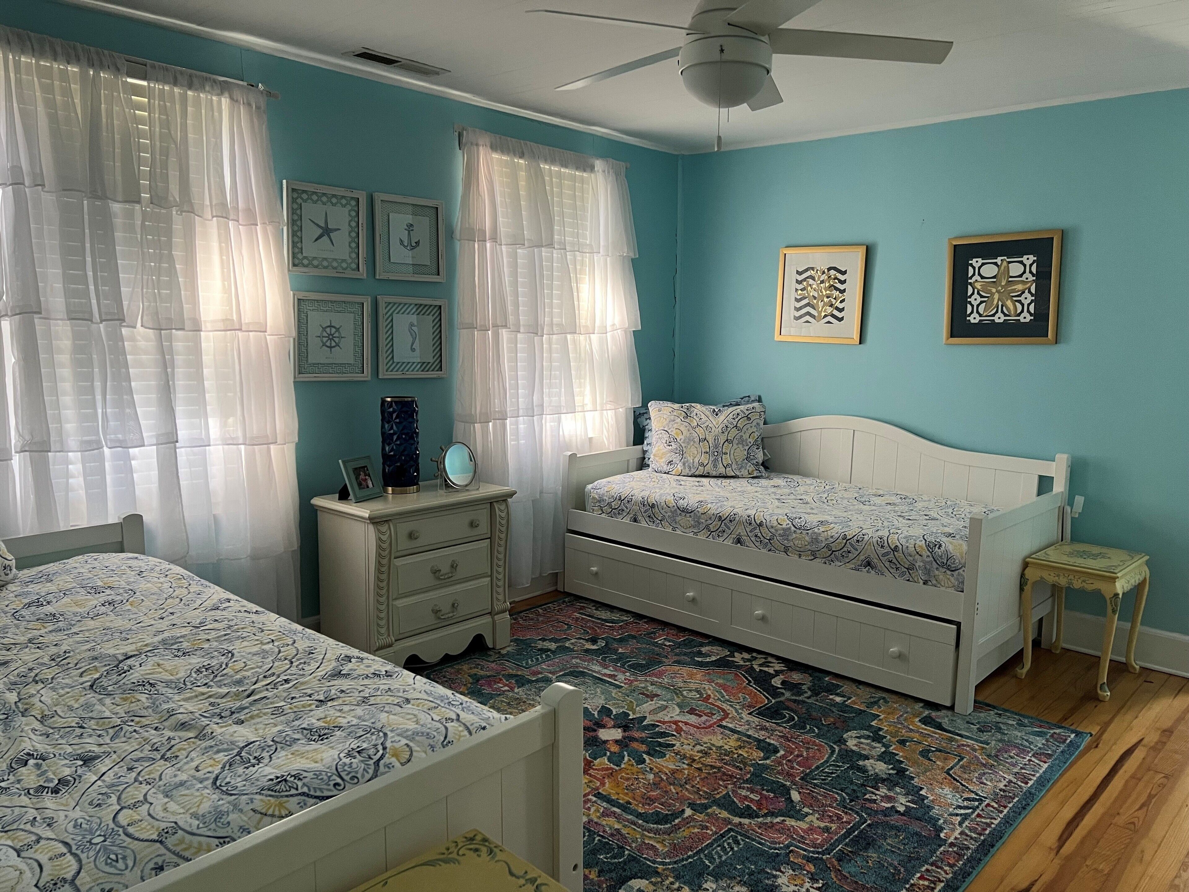 3 bedrooms, iron/ironing board, free WiFi, bed sheets