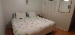 2 Schlafzimmer, Bügeleisen/Bügelbrett, kostenloses WLAN