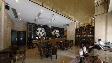 Breakfast, lunch, dinner served; Chinese cuisine