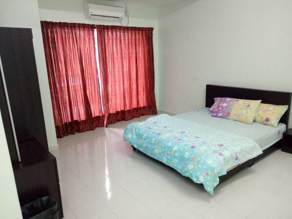 하우스, 침실 4개 | 4 개의 침실, 다리미/다리미판