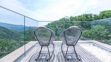 1 habitación, decoración personalizada, escritorio y ropa de cama