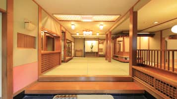 大堂酒廊
