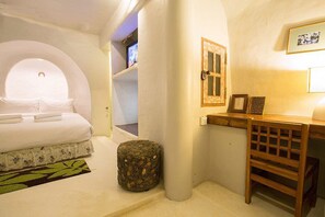 Minibar, desk, rollaway beds, free WiFi