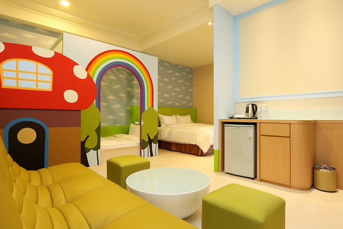 Habitación cuádruple Signature | Edredones de plumas, cortinas opacas, wifi gratis