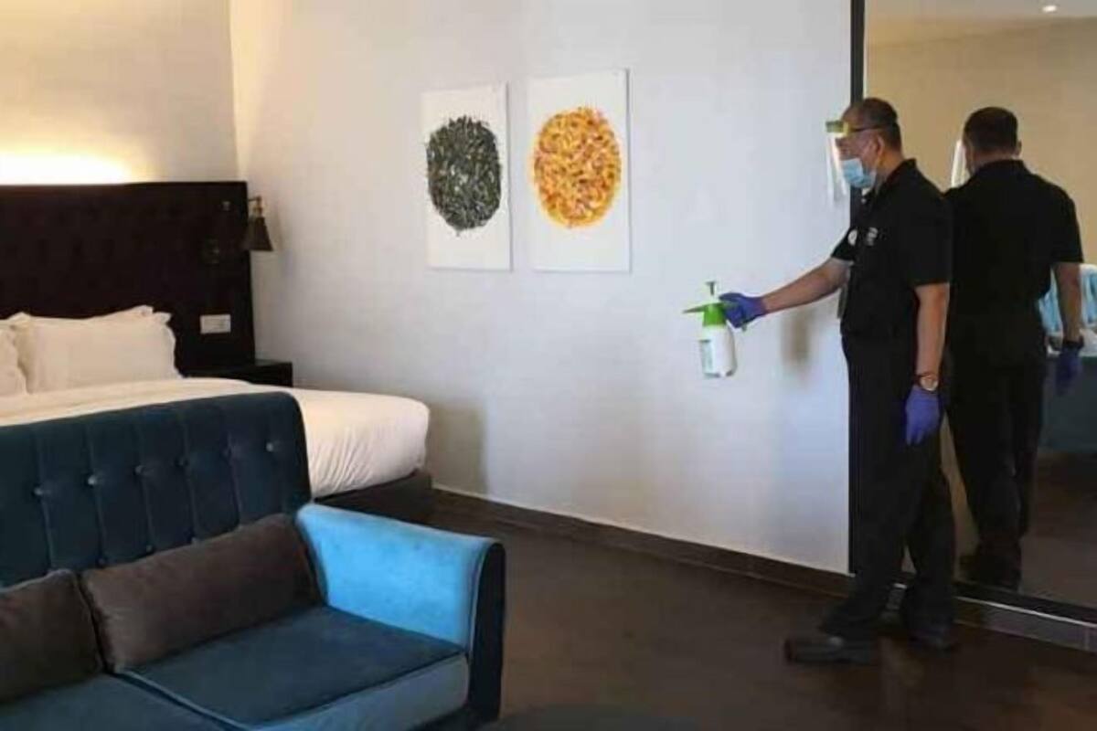 1 slaapkamer, een bureau, geluiddichte muren