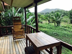 Superior Bungalow with Garden View | Balcony - Sang Un Bungalow (Ko Yao)