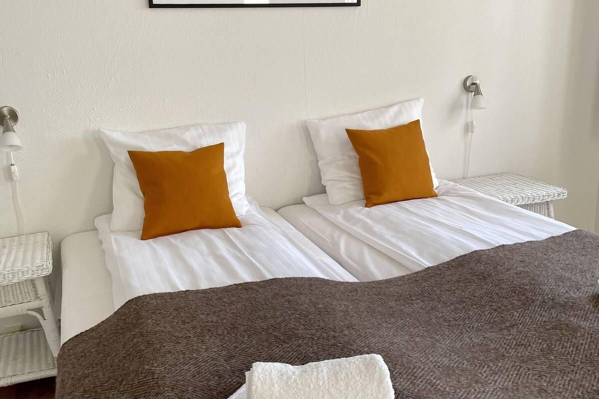 family triple room, 2 bedrooms, non smoking | premium bedding, desk, free wifi, bed sheets