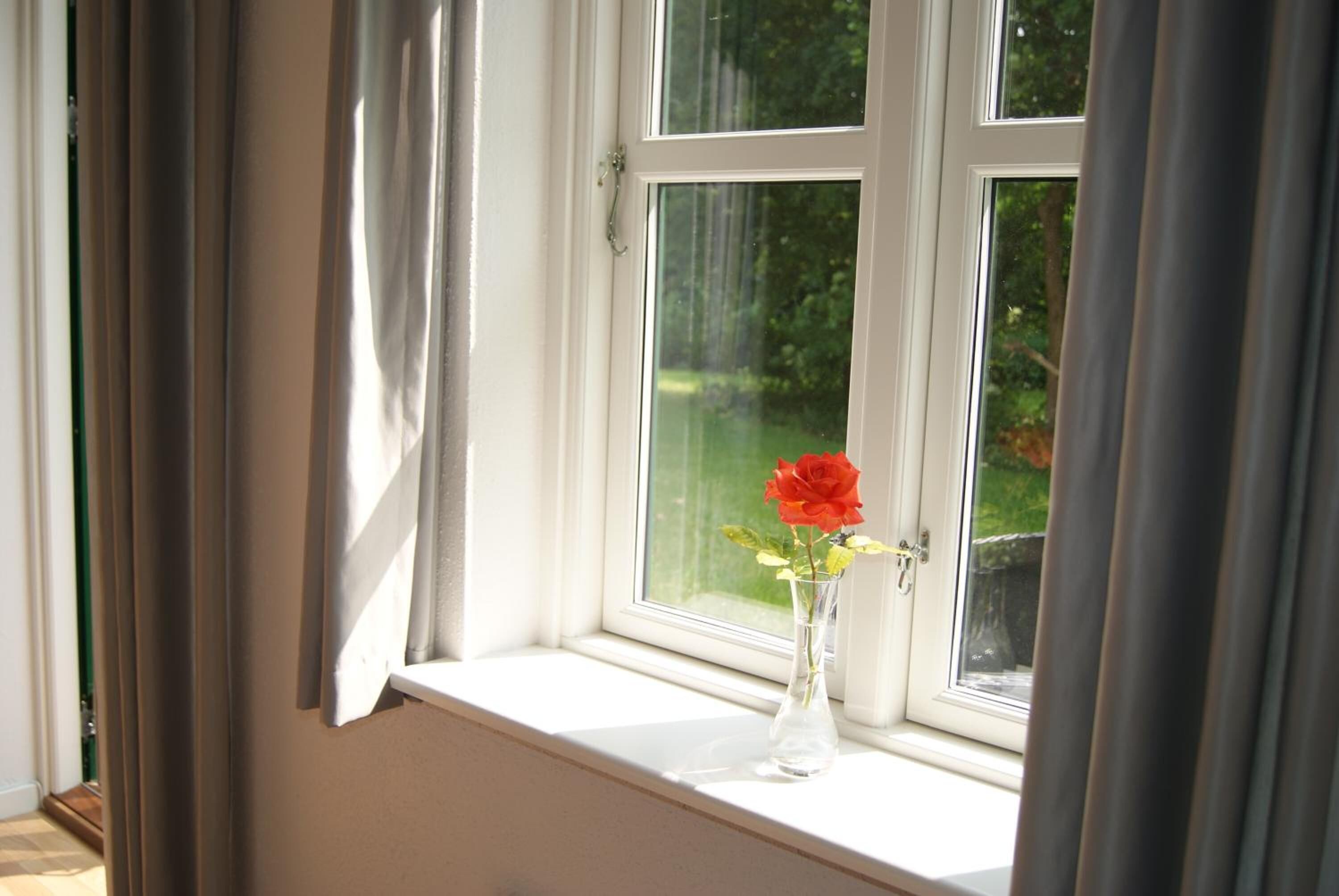 Literie de qualité supérieure, bureau, Wi-Fi gratuit, draps fournis