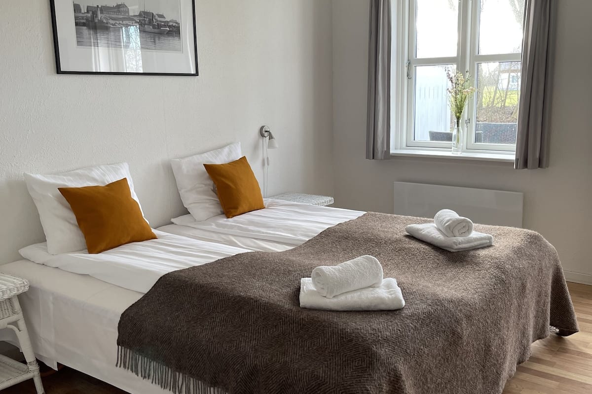 classic double room, 1 bedroom, non smoking, kitchenette | premium bedding, desk, free wifi, bed sheets