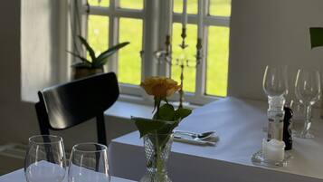 Dîner servi sur place