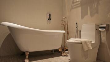 Supreme Room | Bathroom