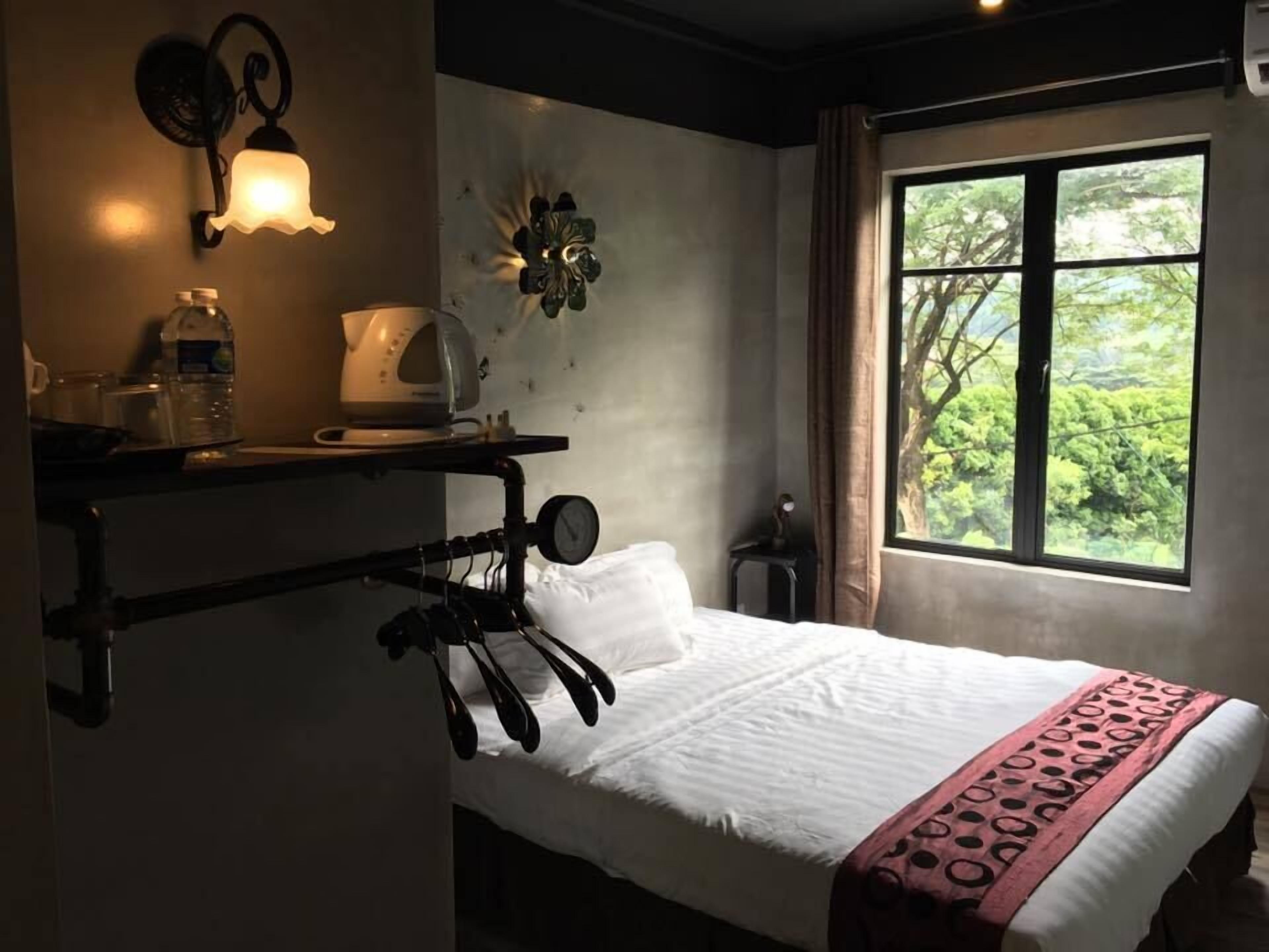 superior double room | iron/ironing board, free wifi, bed sheets