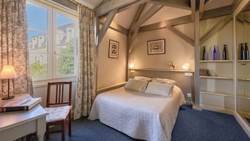 Comfort Double Room | Premium bedding, in-room safe, individually decorated