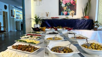 Desayuno buffet incluido todos los días