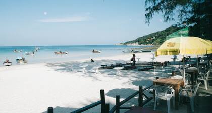 Haadrin Resort