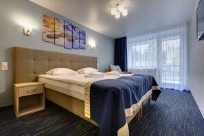 Standard Double Room | Living room | Flat-screen TV - Liivarand Hotel (Narva-Joesuu)