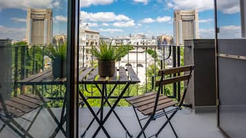 Panoramic Suite, City View | Terrace/patio