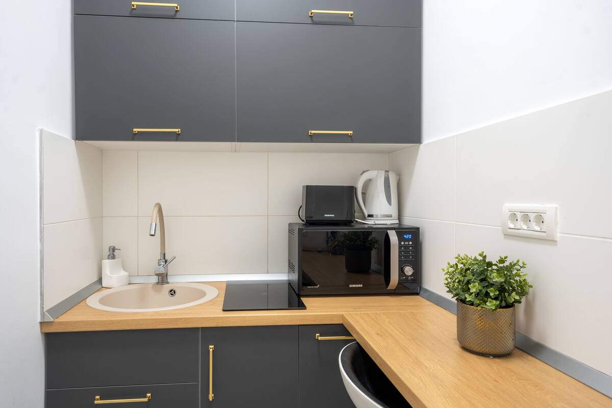 city suite | private kitchen | mini-fridge, espresso maker, coffee/tea maker, electric kettle