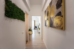 Interior entrance - Metropole Apartments Old City (Bucharest)