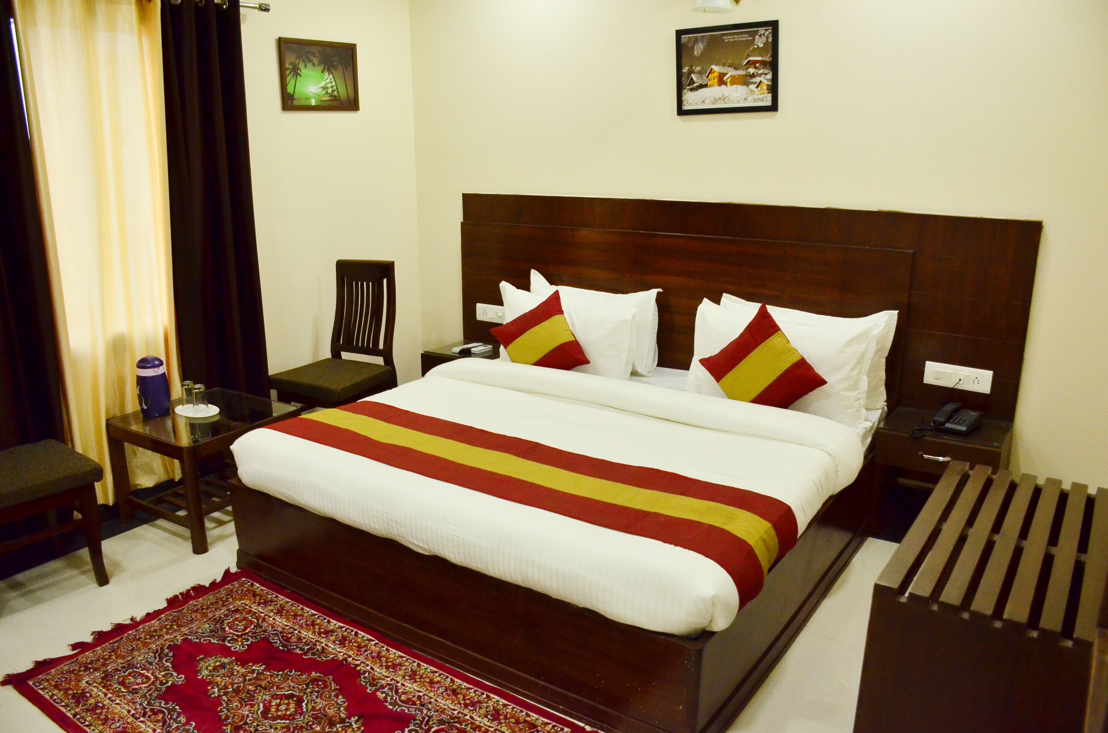 deluxe room | 1 bedroom, desk, soundproofing, iron/ironing board