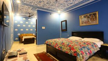 Super Deluxe Room | 1 bedroom, desk, iron/ironing board, free WiFi