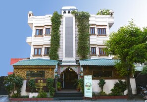 Front of property - Ratan Niwas (Jaipur)