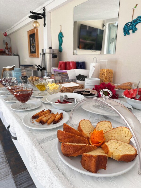 Desayuno de autoservicio incluido todos los días 