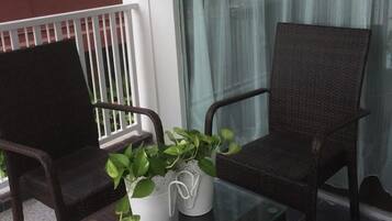 Perhesviitti | Parveke