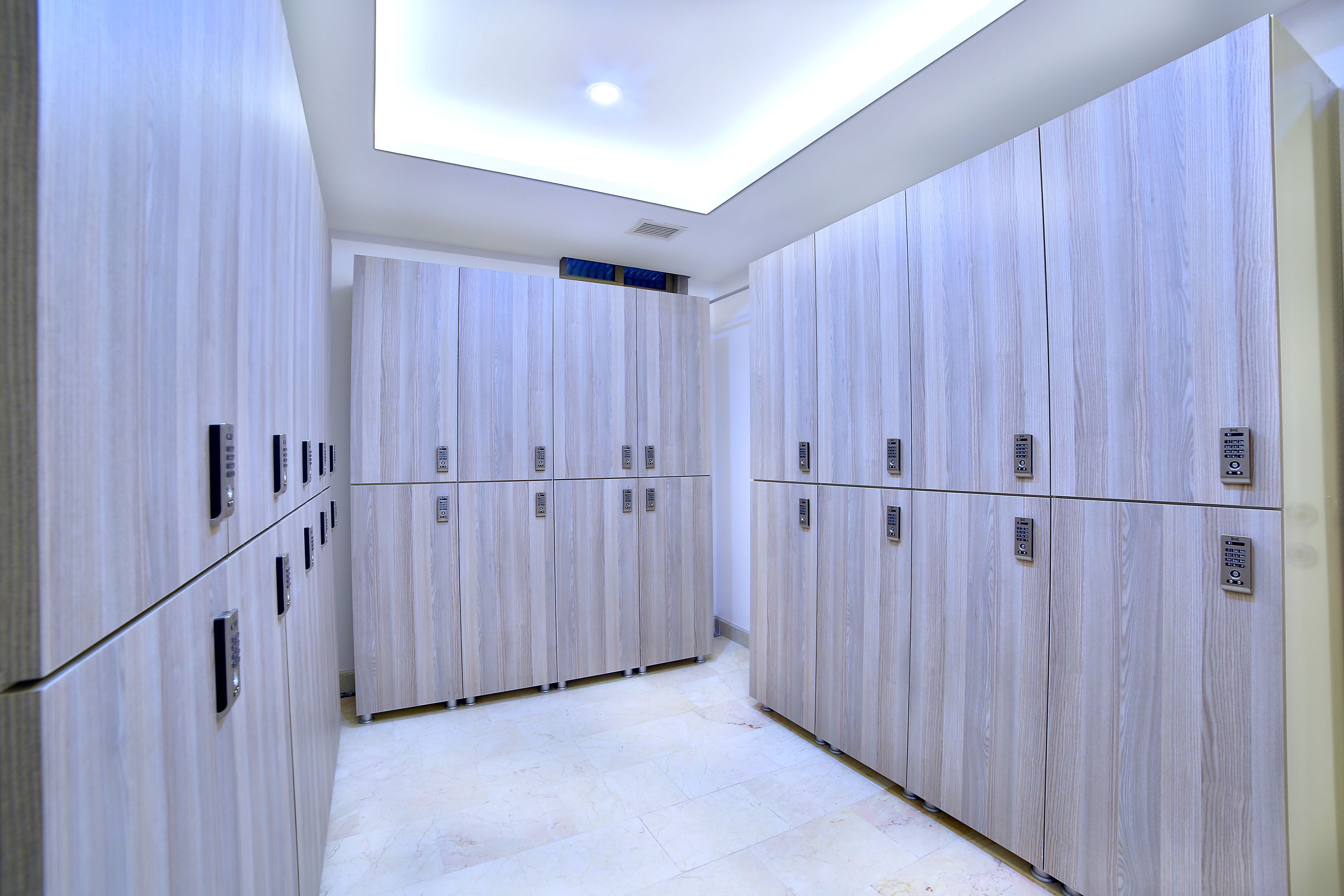 sauna, hot tub, steam room, turkish bath/hammam