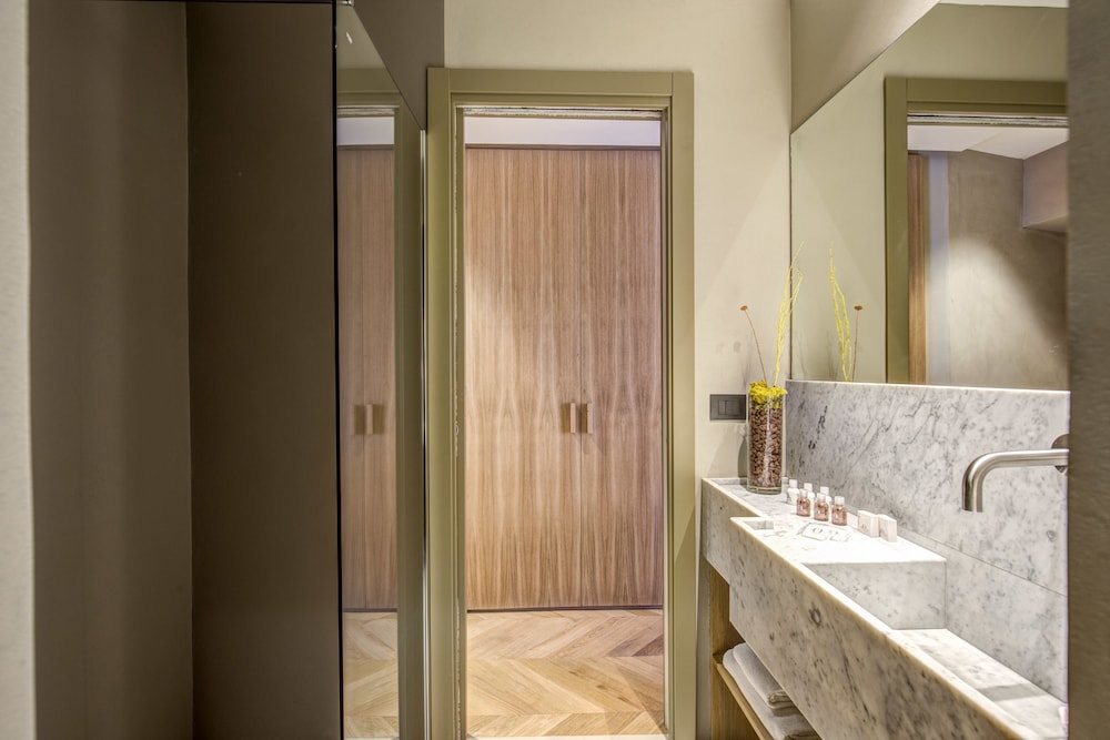 G55 Design Hotel by null