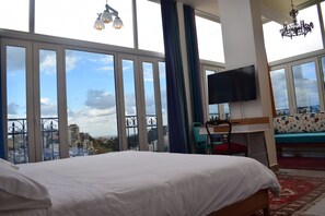 View from property - Damask Rose Lebanese Guest House (Zouk Mosbeh)