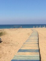 Playa privada en los alrededores, sillas reclinables de playa