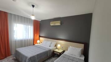 Sengetøy i egyptisk bomull, sengetøy av topp kvalitet og minibar